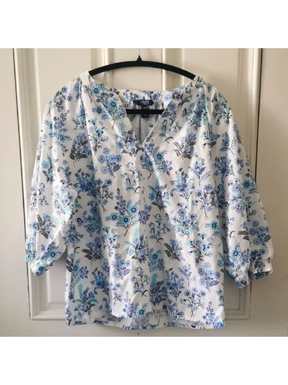 Chaps peasant cottagecore blue&white floral blouse. Balloon sleeves. Size Medium